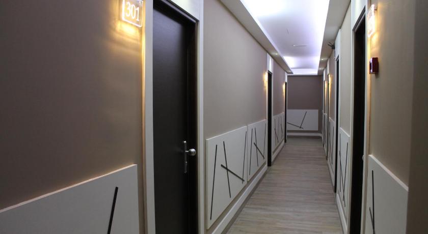 Image of Quadruple Room 8