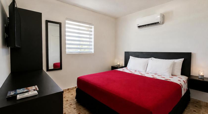 Image of One-Bedroom Apartment with Terrace 0