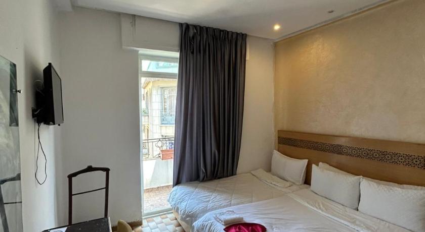 Image of Standard Triple Room 0