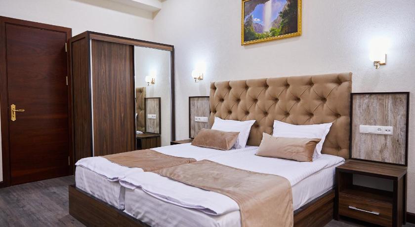 Grand Art Premium Hotel – Toshkent, NY
