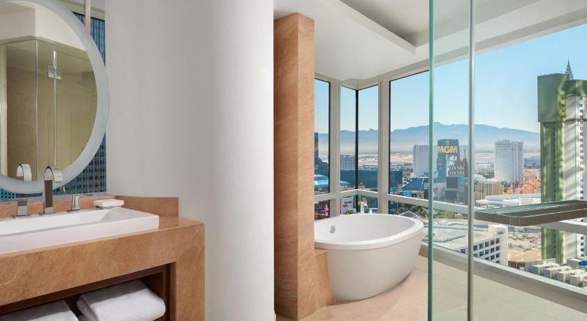 Image of Corner Suite Strip View 2