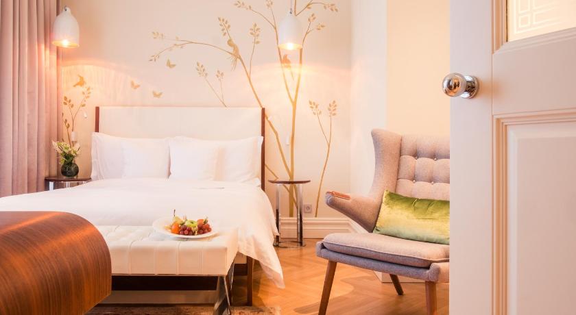Image of Superior Room 0