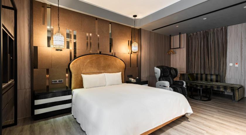Image of Deluxe Double Room 1