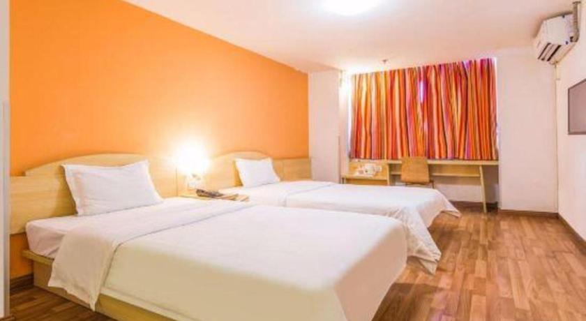 7 Days Inn Guangzhou East Station Yantang Tianpingjia Metro Station – Guangzhou (Canton), IA