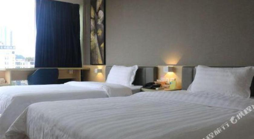 7 Days Inn Guangzhou East Station Yantang Tianpingjia Metro Station – Guangzhou (Canton), IA