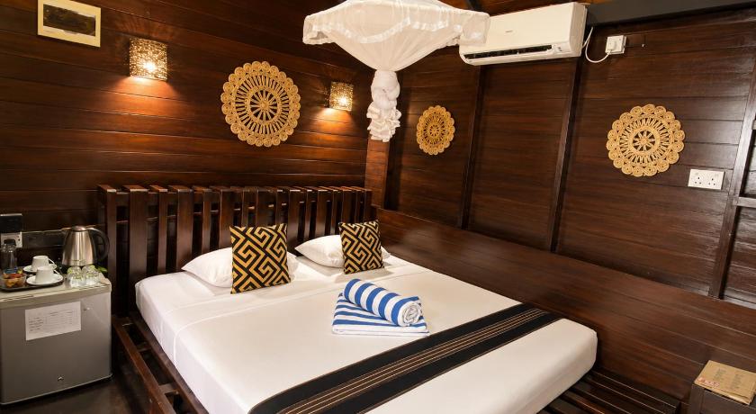 Coco Palm Villa and Cabanas - image 49