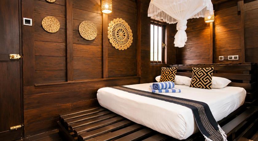 Coco Palm Villa and Cabanas - image 13