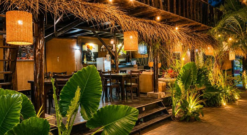 Coco Palm Villa and Cabanas - image 6