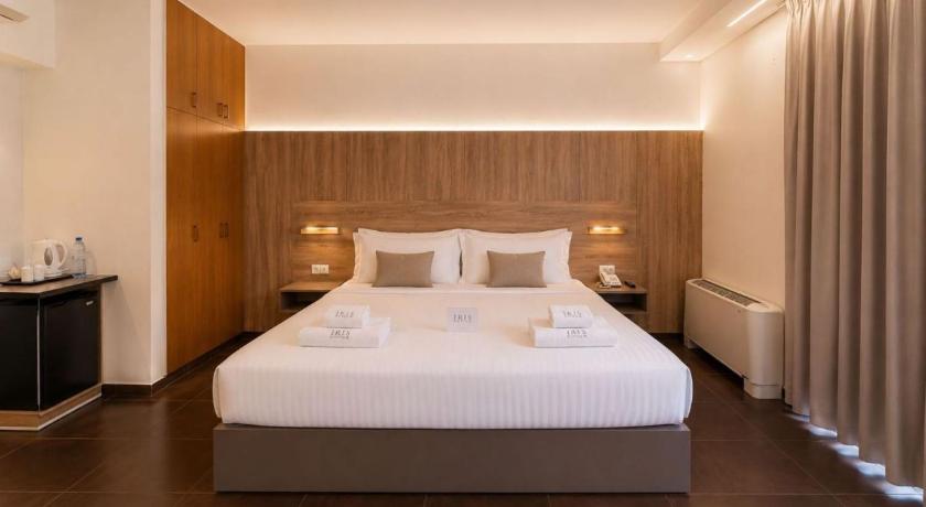 Image of Deluxe Double or Twin Room with City View 1