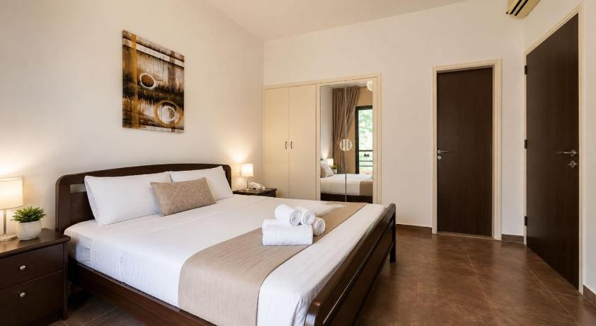Image of Family Suite (4 Adults) 3