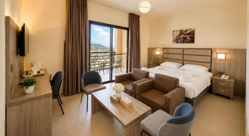 Image of Executive Suite 3