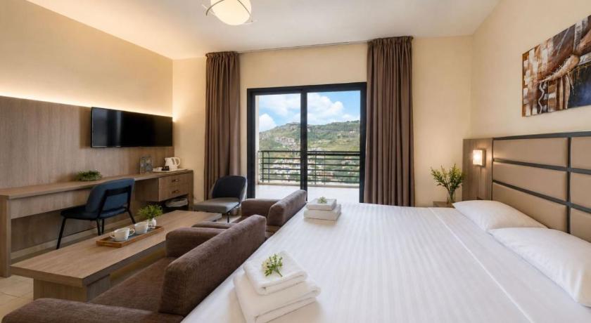 Image of Executive Suite 1