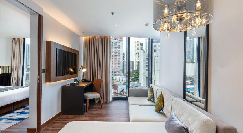 Image of Montraj Club Suite 7