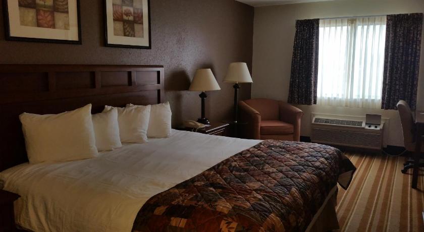 Baymont by Wyndham Tuscola photo