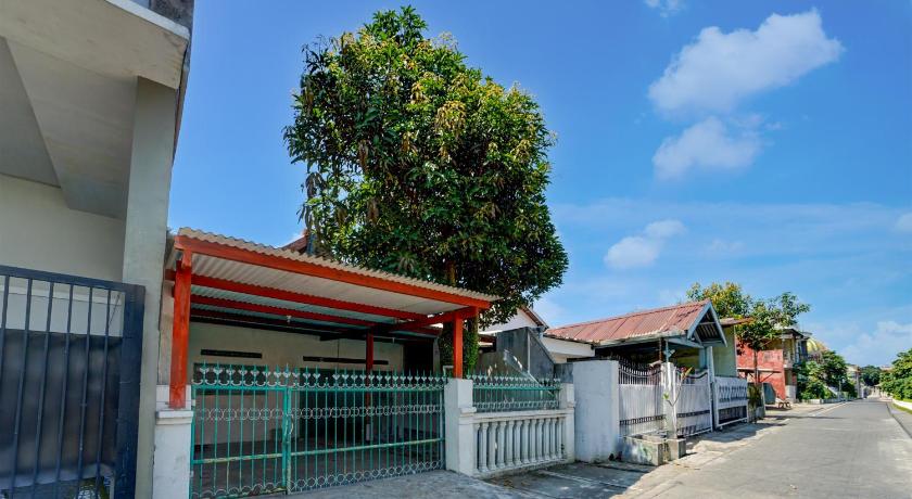 OYO 95235 Griya Manisa Homestay Syariah - image 8