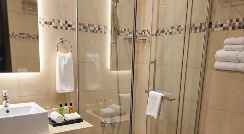 Image of Executive Suite 6
