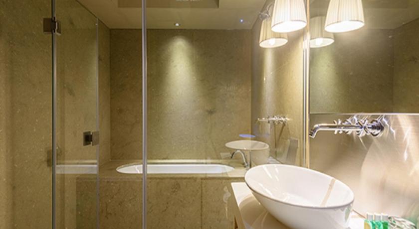 Image of Triple Room 2
