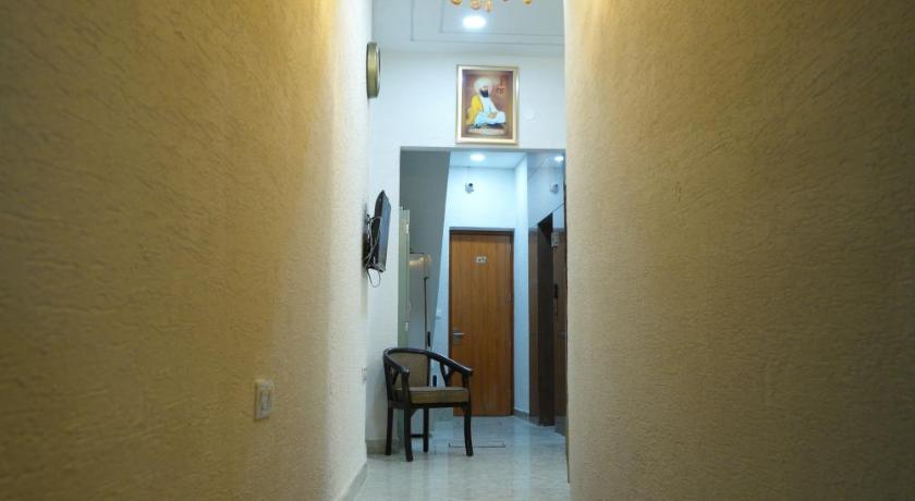 Hotel Grand Royal Sandhu - image 4