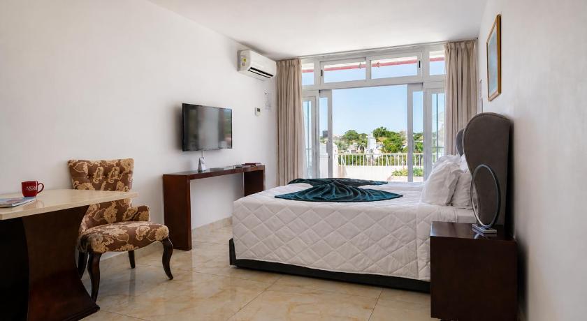 Image of Standard Room with Terrace 6