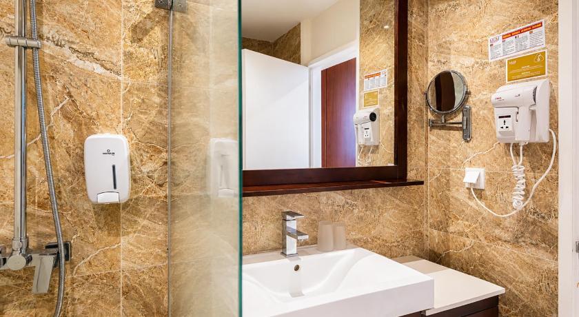 Image of 2-Bedroom Deluxe Sea or Pool View Apartment for 2 Adults and 2 Children 2