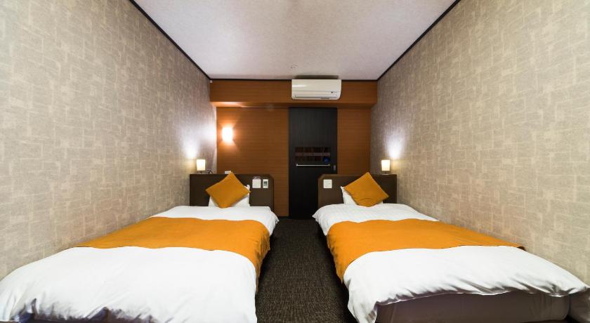 Image of Twin Room - Non-Smoking 1