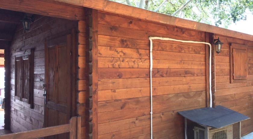 Sarakina Wooden House photo