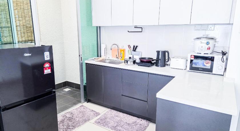Image of Three-Bedroom Suite 1
