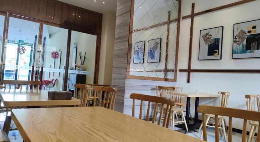 Borrman Hotel Jingzhou Jiangjin West Road Wanda Plaza Fantawild – Jingzhou