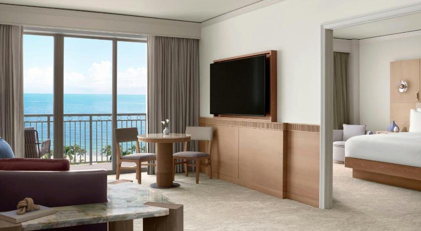 Image of Ocean Front View One Bedroom Suite, Club Access 1