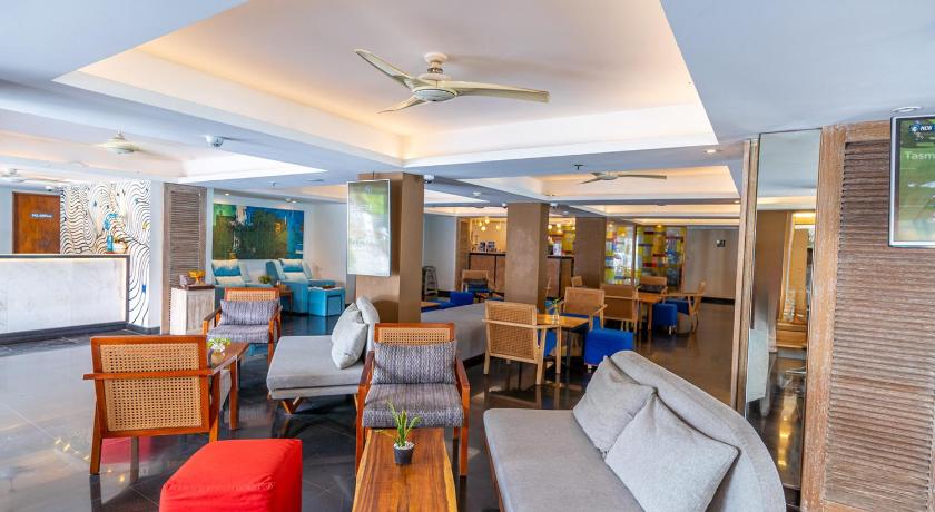 Kuta Beach Hotel - image 17