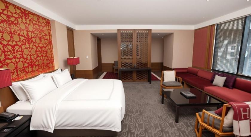 Image of Two-Bedroom Presidential Suite - Club Level 1