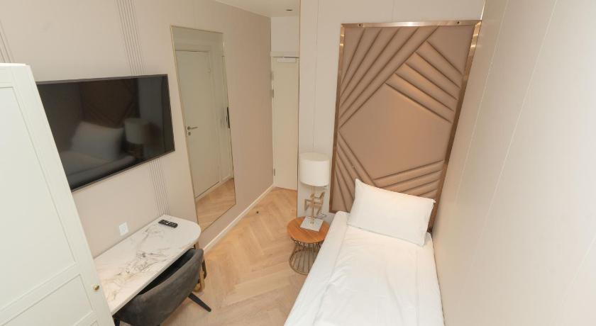 Image of Single Room 0