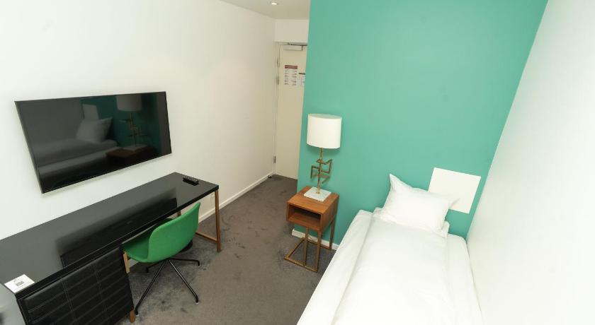Image of Single Room 1