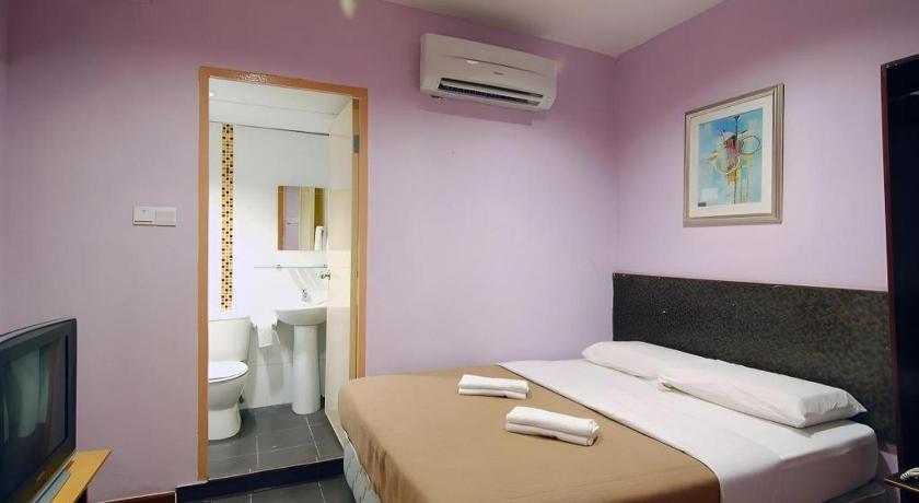 Aristo Hotel @ Putatan - image 13
