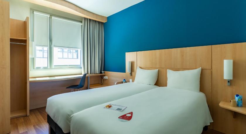 ibis Barcelona Pza Glories 22 - image 12