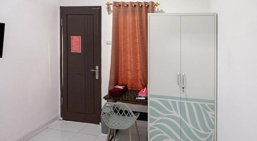 RedDoorz Plus Syariah near Mall Boemi Kedaton Lampung – Bandar Lampung, AL