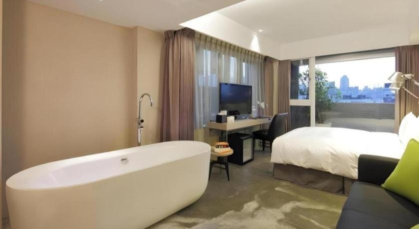 Hotelday Taichung - image 18