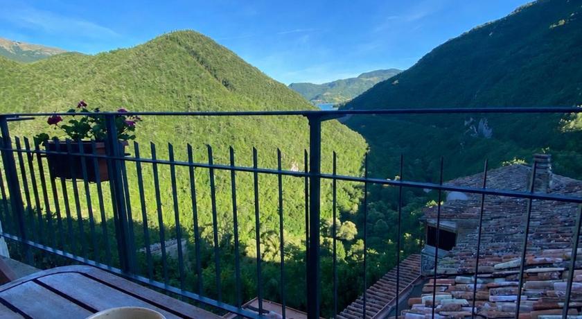 La casina di Viola