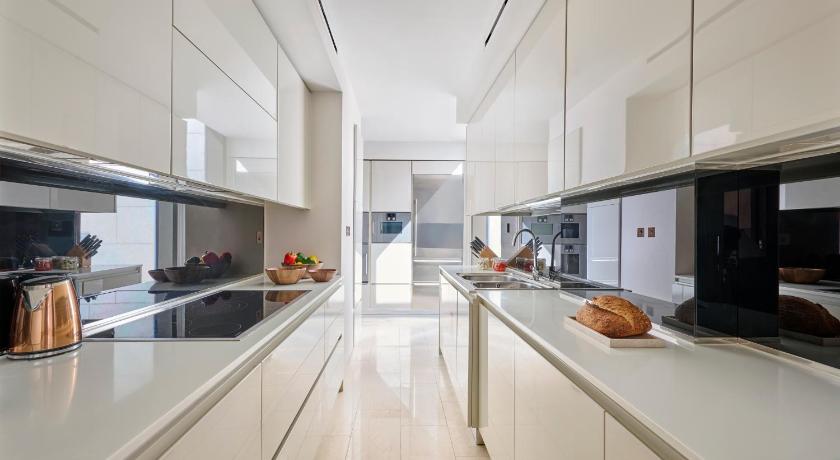 Mandarin Oriental Doha - image 14