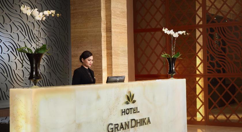Hotel Grandhika Pemuda