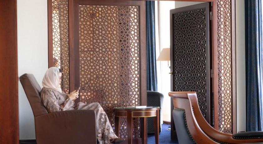 Image of Rosewood Suite 6