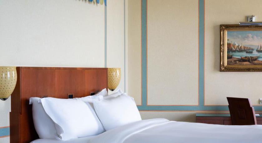 Image of Amwaj 5
