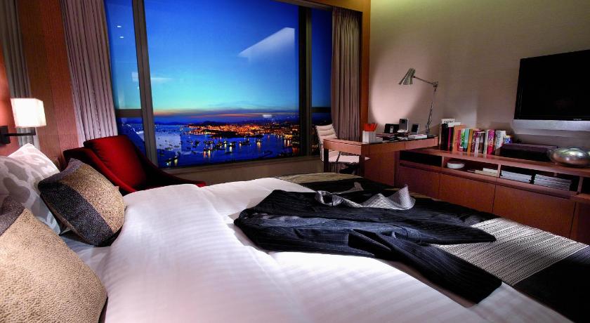 The HarbourView Place @ the ICC megalopolis photo