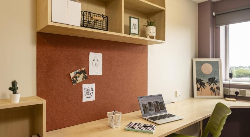 Image of Single Room 6