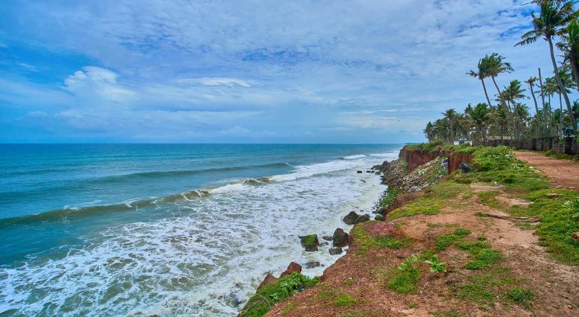 Ocean View Beach Villa Varkala by VOYE HOMES - image 32