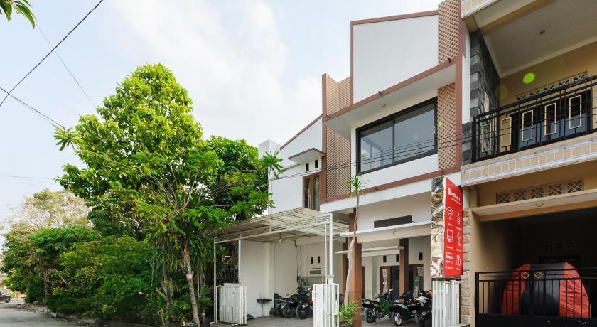 RedDoorz @ Jalan Danau Limboto – Malang, MO