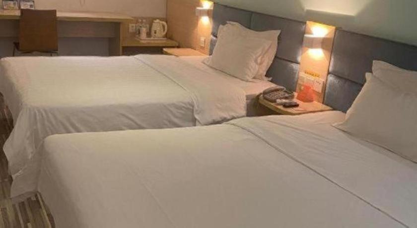 7 Days Inn Wuhan Hanzheng Street Shengli Road Metro Station – Wuhan, OH