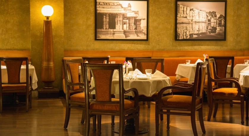 Hotel Green Park Hyderabad