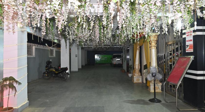 JHAROKHA BANQUET & CONFERANCE HALL - image 31
