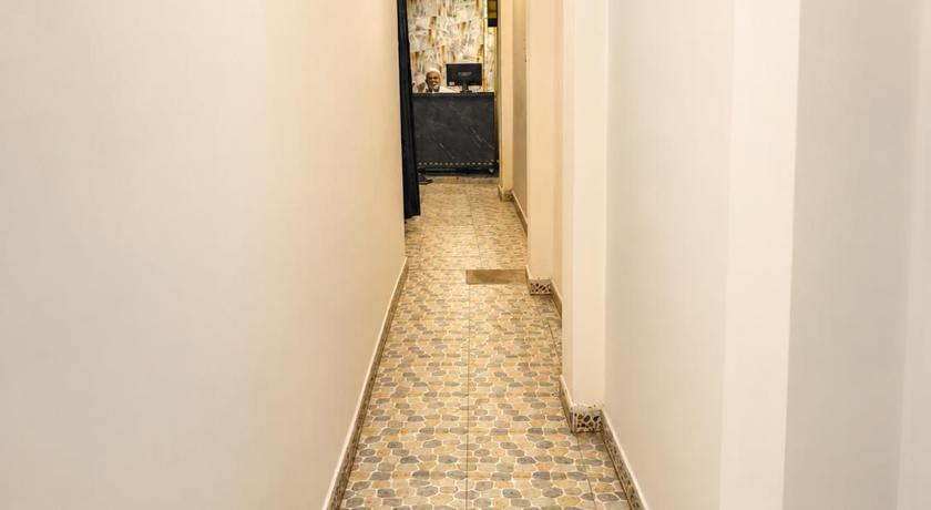 Elora Hotel - image 7